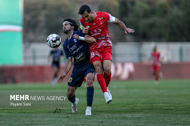 لیگ برتر فوتبال – پرسپولیس و چادرملو