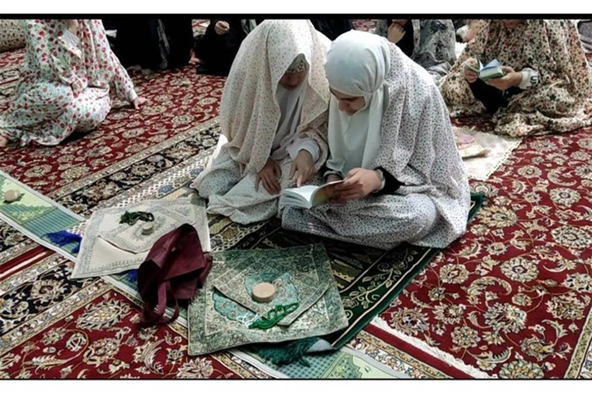 روزی خاص برای خلوت و نجوا با معبود/ معتکفین اردبیل برای قرب الهی دور هم جمع می‌شوند