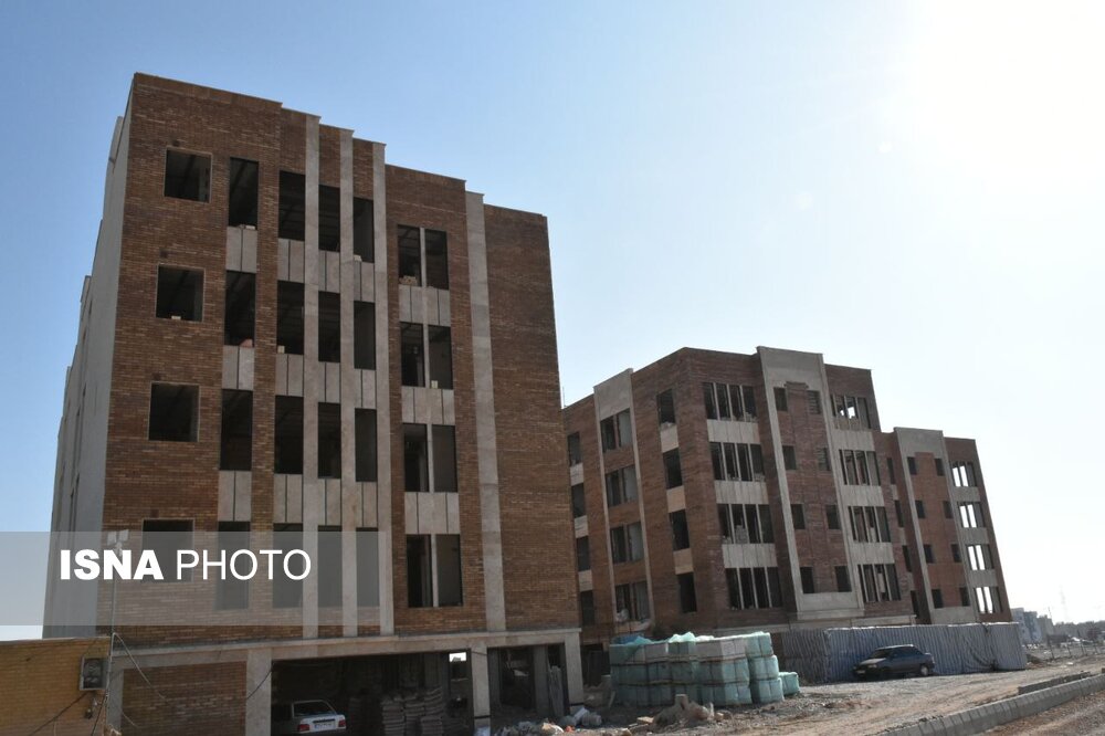 63364446 - تاکید استاندار سیستان و بلوچستان بر تامین مسکن اقشار کم برخوردار