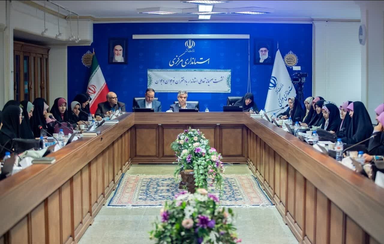 5482310 - تقویت ارتباط با نسل نوجوان برنامه اولویت دار حوزه بانوان مرکزی است