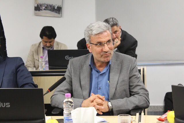 برای رسیدن به اهداف دولت با کارشکنان برخورد قانونی می‌شود