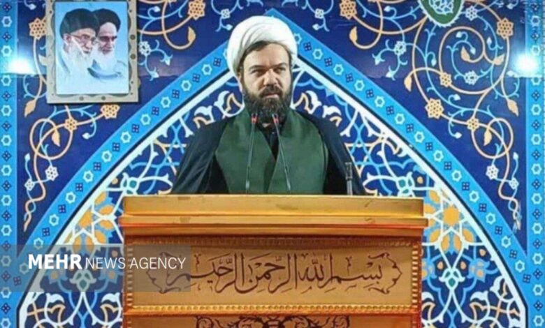 گلایه امام جمعه آبسرد از وضعیت نامناسب امکانات ورزشی منطقه