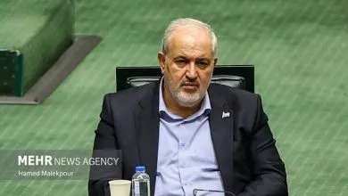 علی آبادی: مردم با پذیره‌نویسی در احداث نیروگاه خورشیدی م...