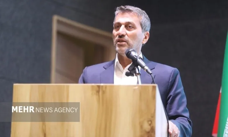 فروزان: ماکو باید برای نقش‌آفرینی در آینده اقتصاد کشور آم...